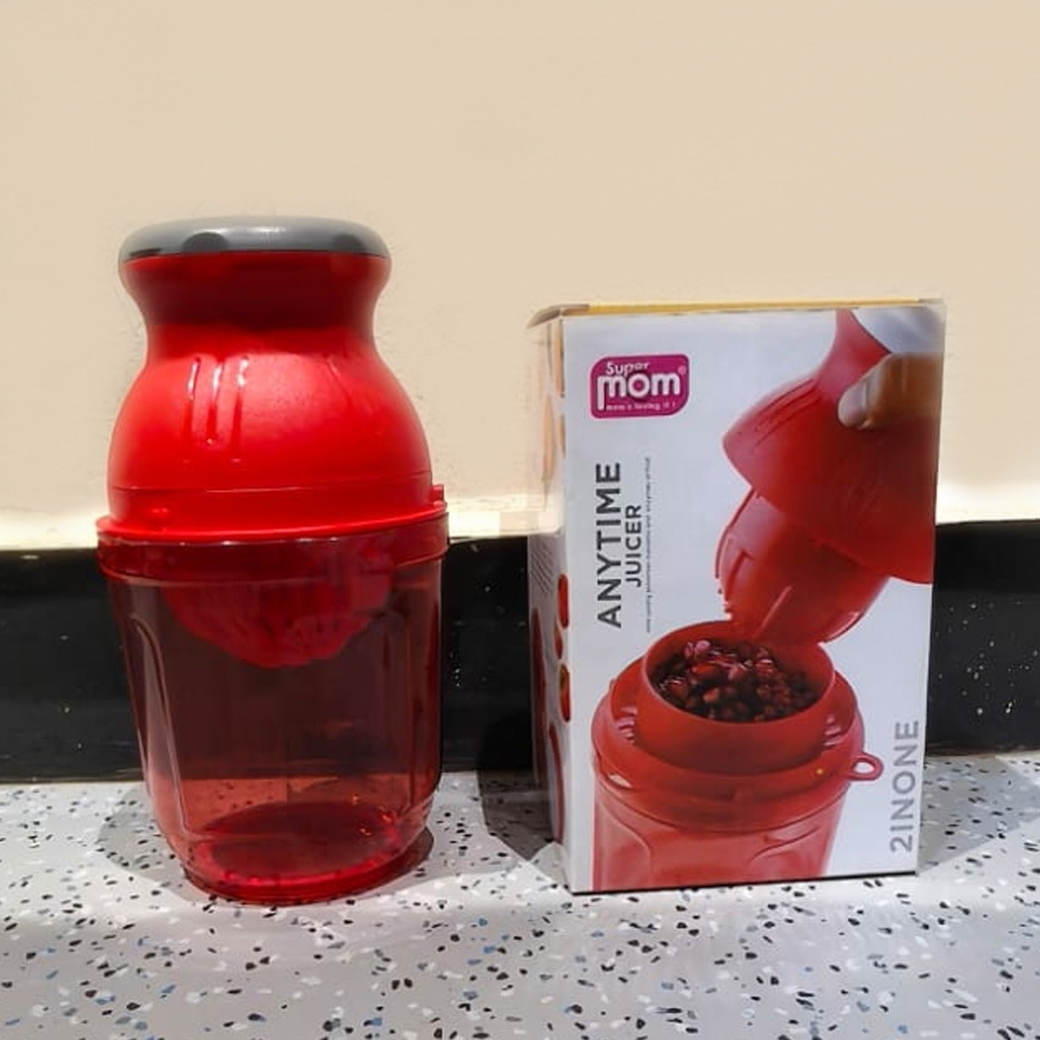 Supermom Handheld Anytime Manual Juicer (1 Pc) Supermom Handheld Anytime Manual Juicer (1 Pc)